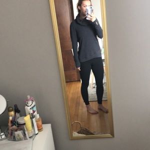 Turtle neck sweatshirt